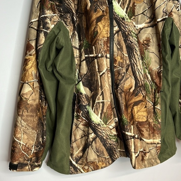 SPORTS AFIELD XL REALTREE CAMOUFLAGE AND GREEN SPORTS JACKET - Picture 3 of 12